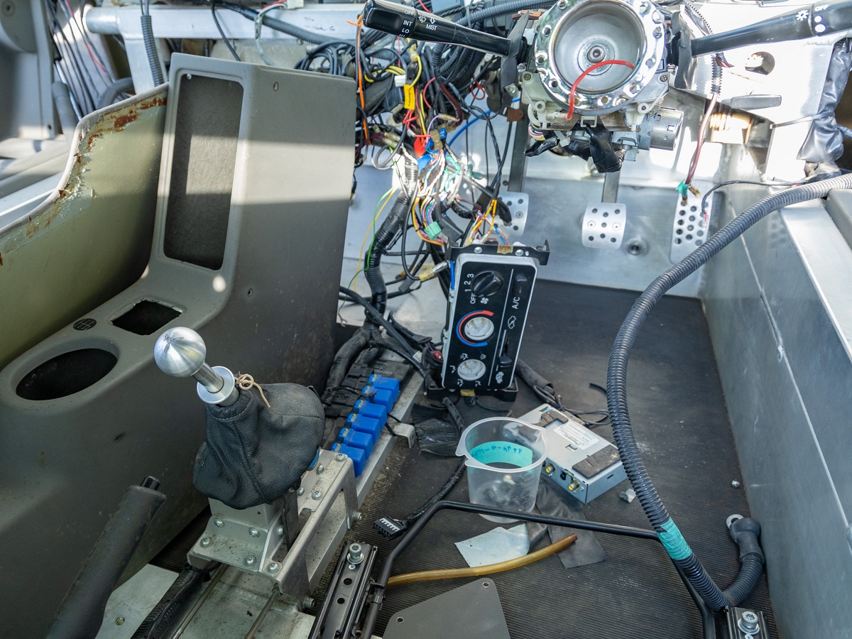 ▲多くのデータを提供したシルバーのガライヤは、あらためて部品取りとして活用された