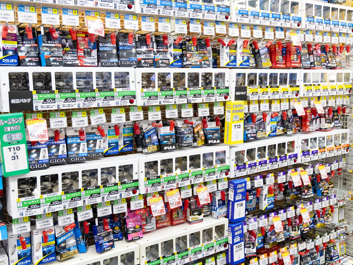 ▲さまざまなメーカーの多種多様な製品を取り扱っている