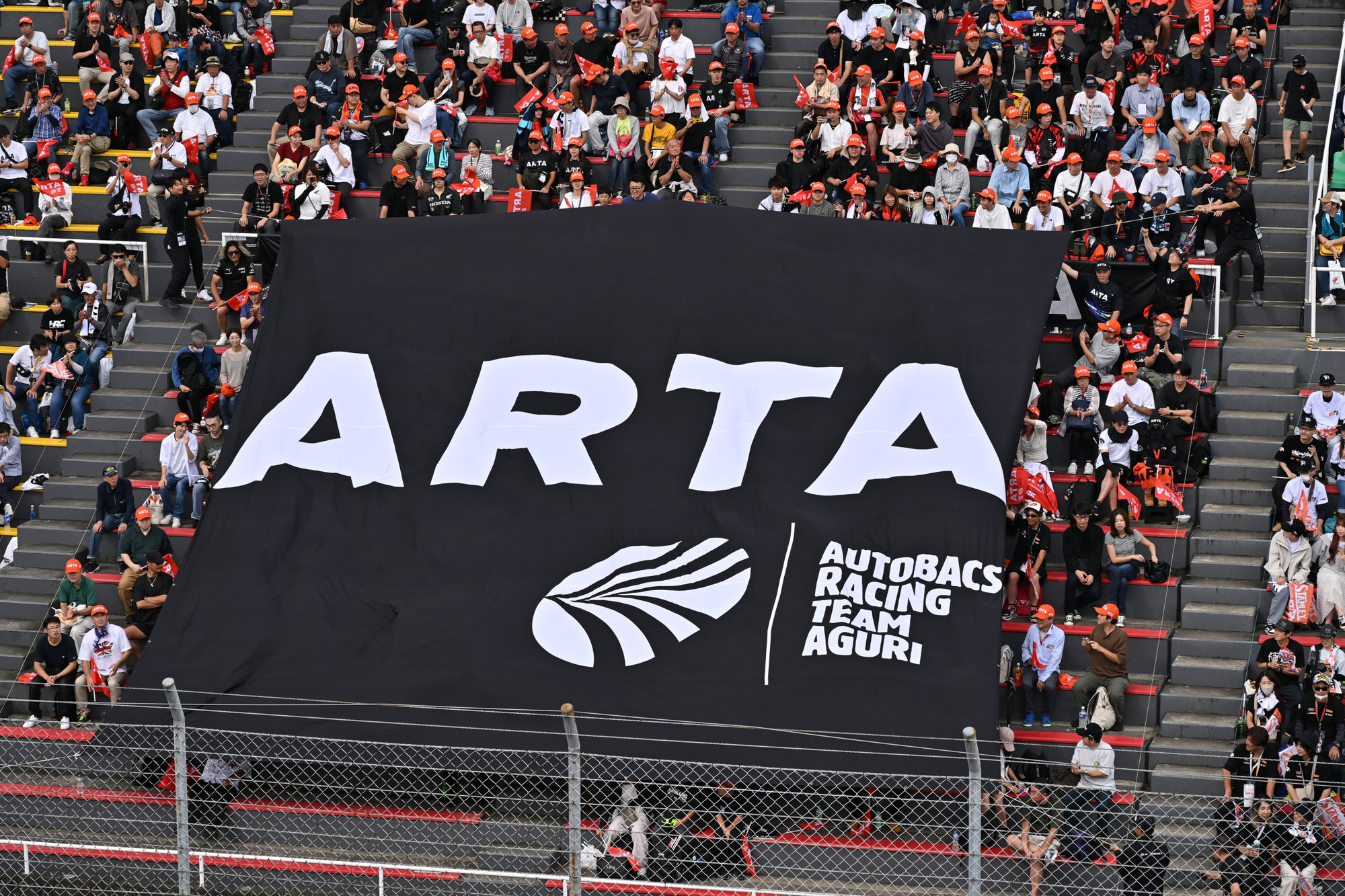▲SUPER GTにおいてもっとも人気のあるチームがARTAだ。