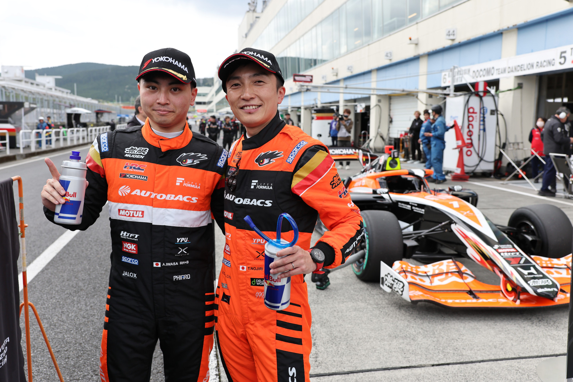 ▲F1でリザーブドライバーを務める岩佐歩夢選手や、SUPER GTの人気チームであるARTAでも活躍