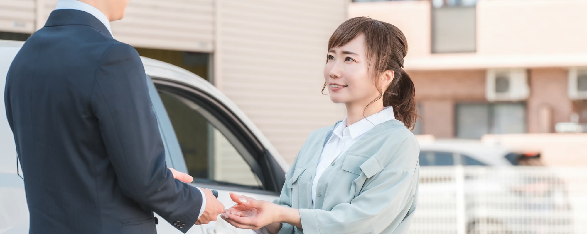 カーリースの車は契約満了後に買取できる？メリットと注意点