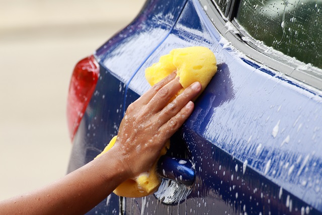 夏の洗車時におすすめしたい方法&グッズ